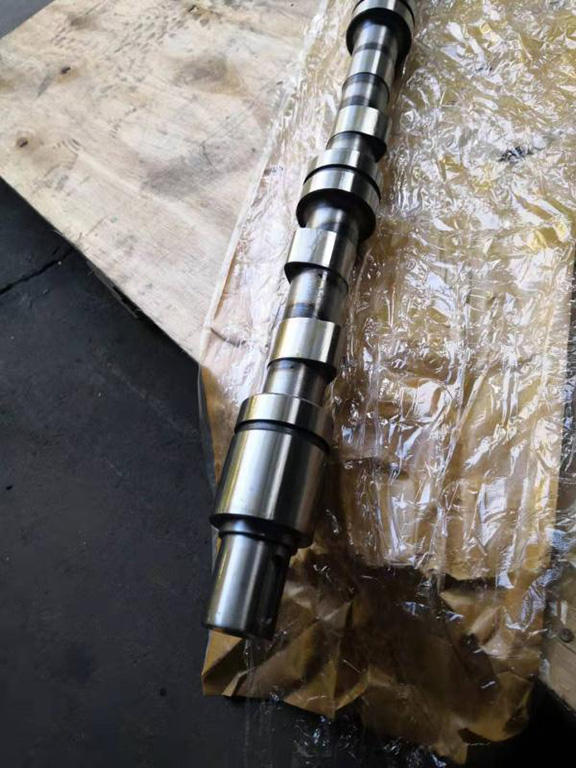6127-41-1211 Camshaft, Eksantrik Mili KOMATSU Engine SA6D155 Motor İş Makinası Yedek Parça