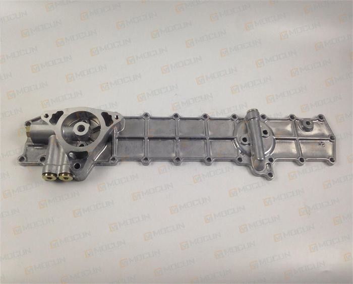 VH157012350A Cover Oil Cooller, Motor Yağ Soğutucu Kapağı HINO J08E Motor İş Makinası Yedek Parça