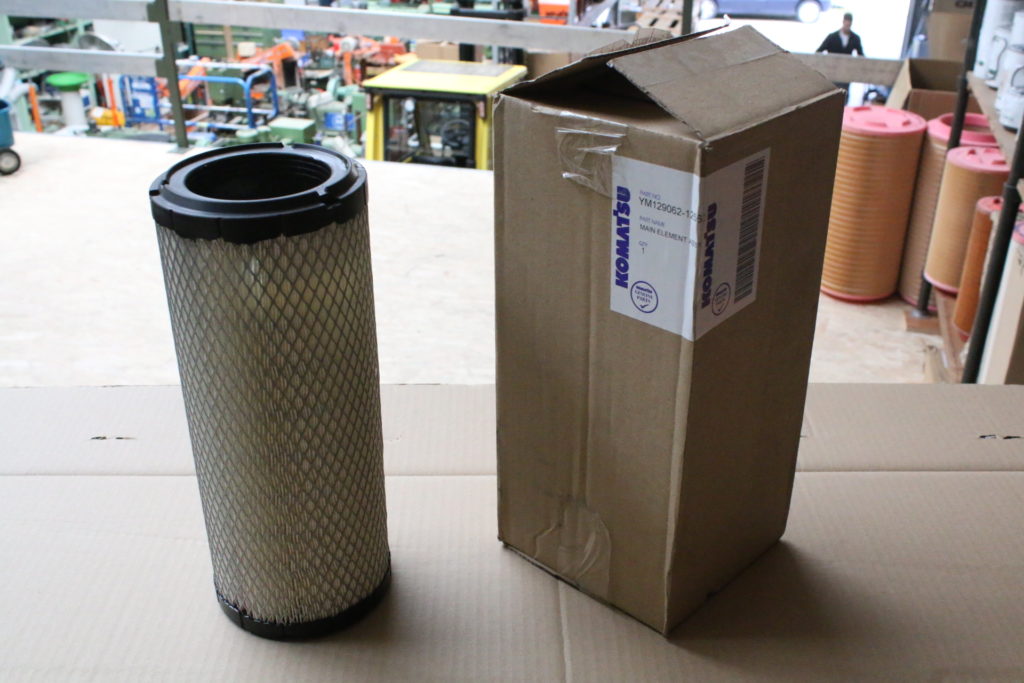 YM129062-12560 Hava Filitresi Komple  Dış 4D94E YANMAR Air Filter Outer İş Makinası Yedek Parça