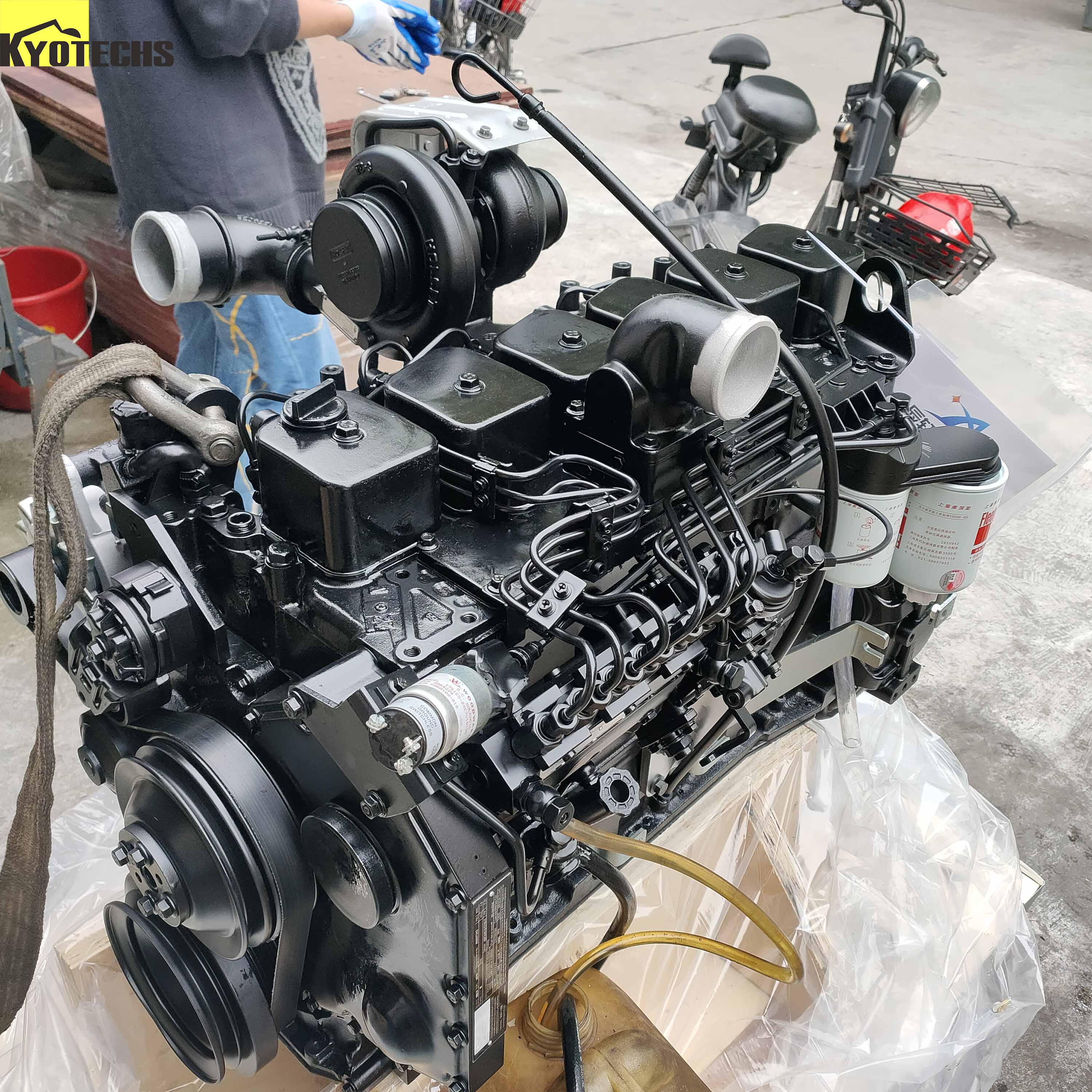 3918107 Devirdaim Su Pompası Motor 6BT5.9 CUMMINS Water Pump İş Makinası Yedek Parça