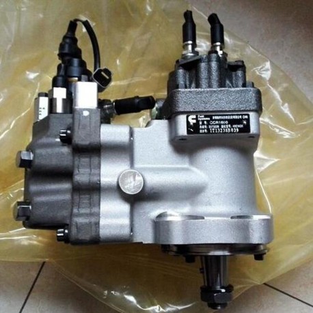 6745-71-1170 Mazot Transfer Pompası SAA6D114E KOMATSU Motor İş Makinası Yedek Parça