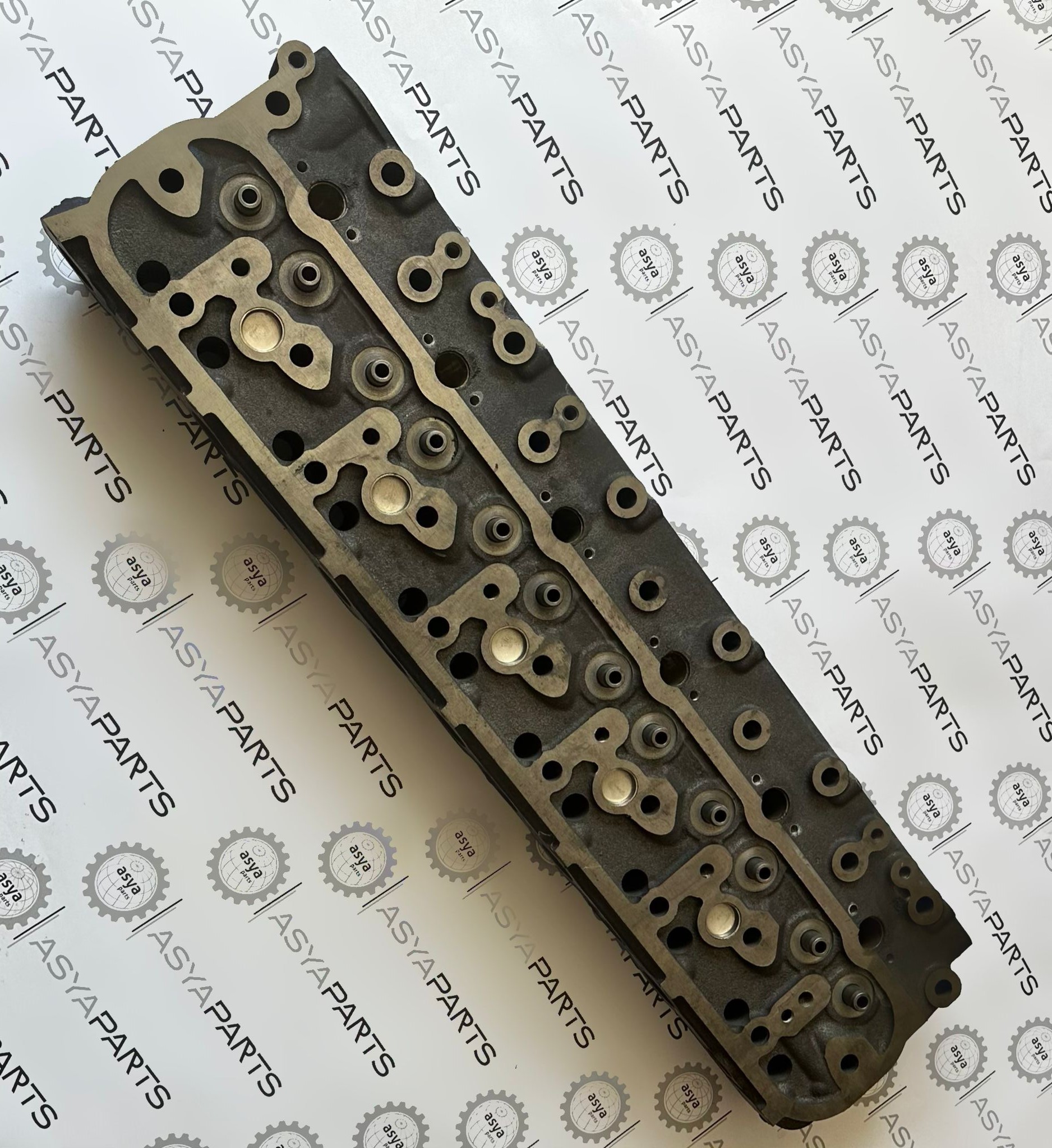 EA4895790 Cylinder Head, Silindir Kapağı S4D104 Motor Komatsu İş Makinası Yedek Parça