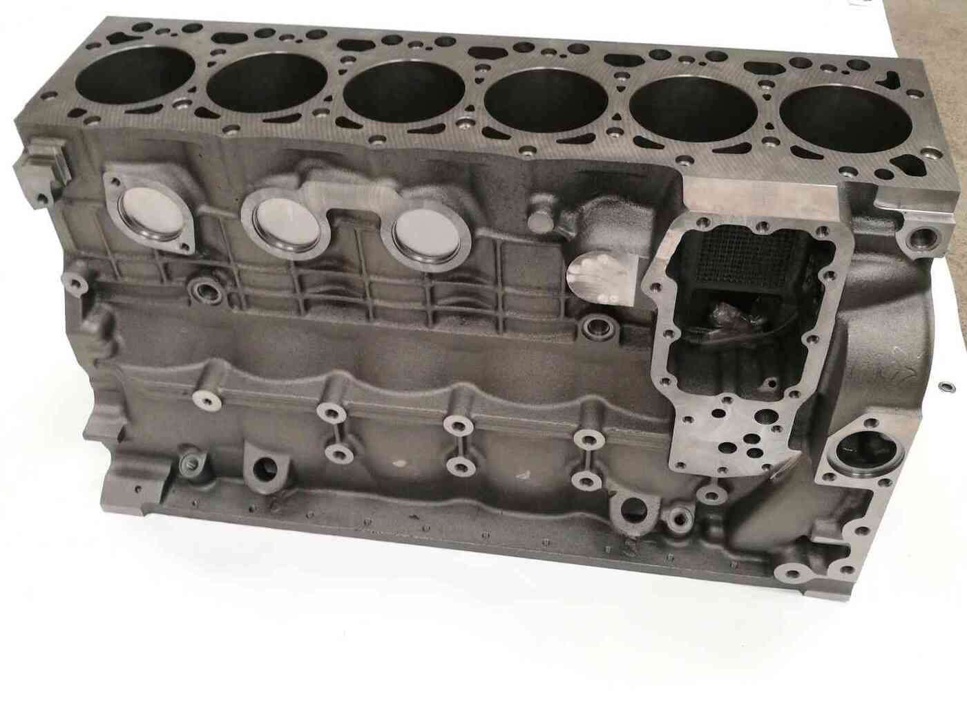 3933166 Motor Silindir Bloğu QSB5.9 Cummins Engine Cylinder Block İş Makinası Yedek Parça