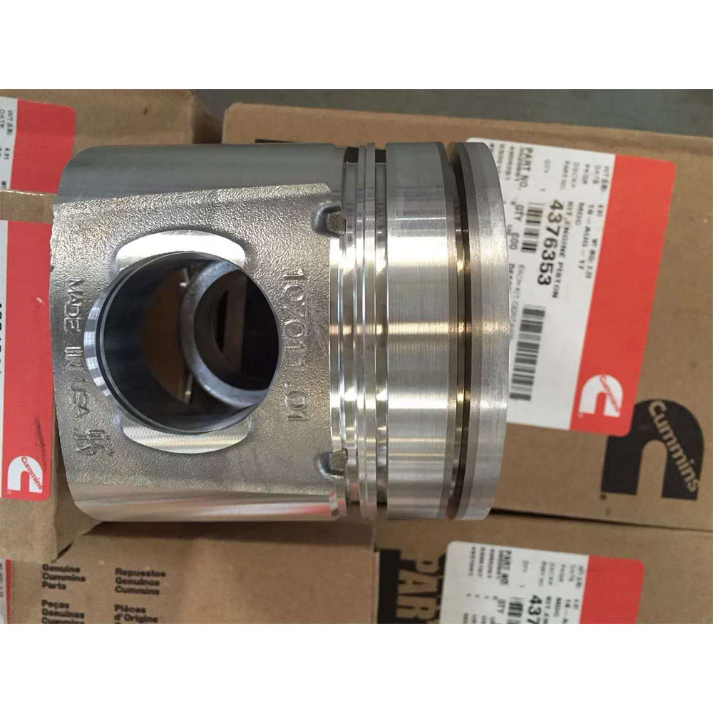 4931888 Piston Kit CUMMINS QSB6.7 Motor Pistonu İş Makinası Yedek Parça