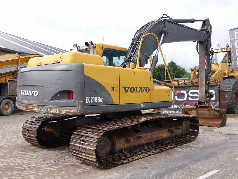 VOE20459828 Külbütör Kapak Contası VOLVO EC210BLC Eskavatör D6D Motor İş Makinası Yedek Parça