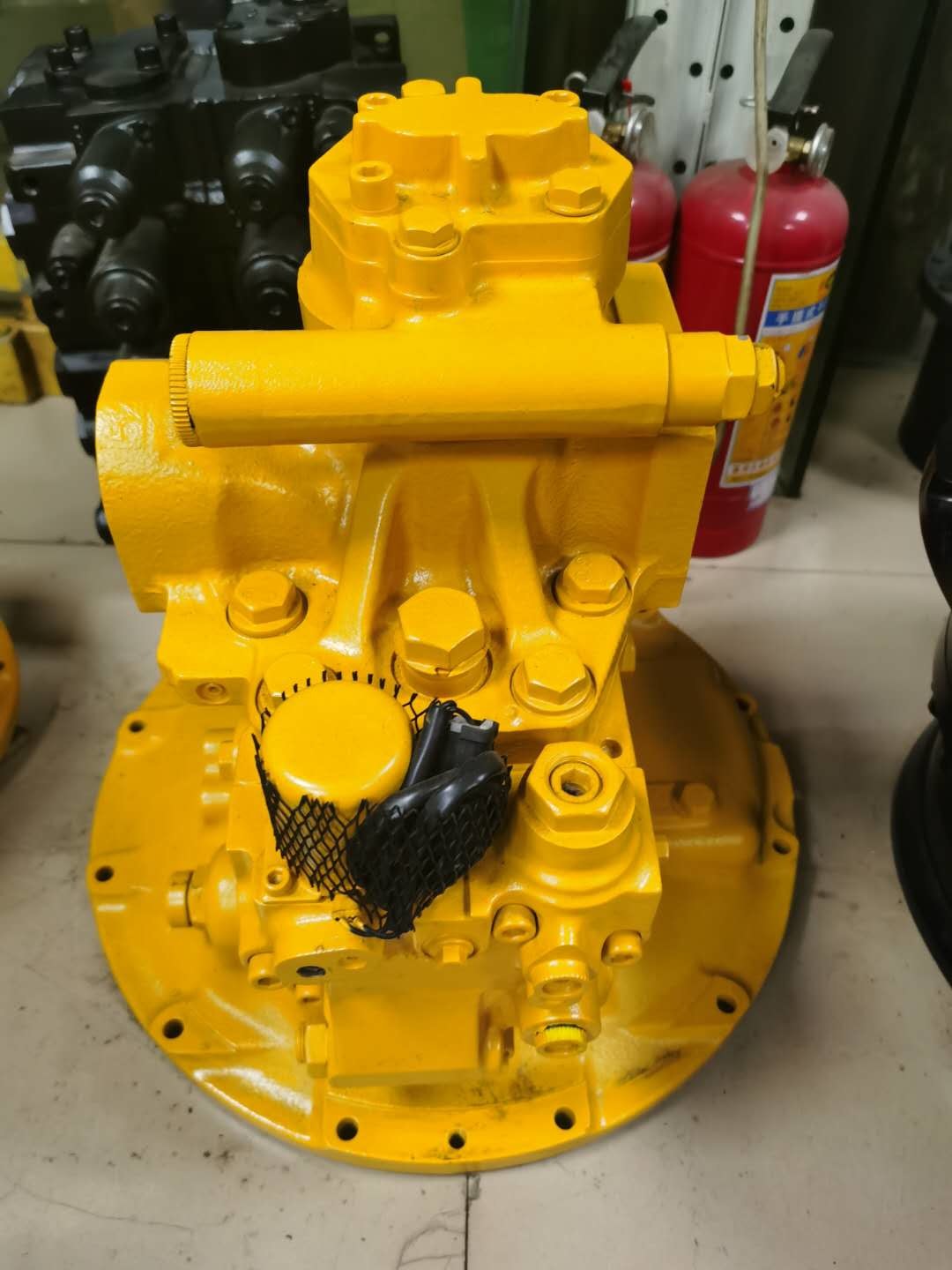 708-2L-33310 Piston hydraulic pump KOMATSU Hidrolik pompa pistonu İş Makinası Yedek Parça