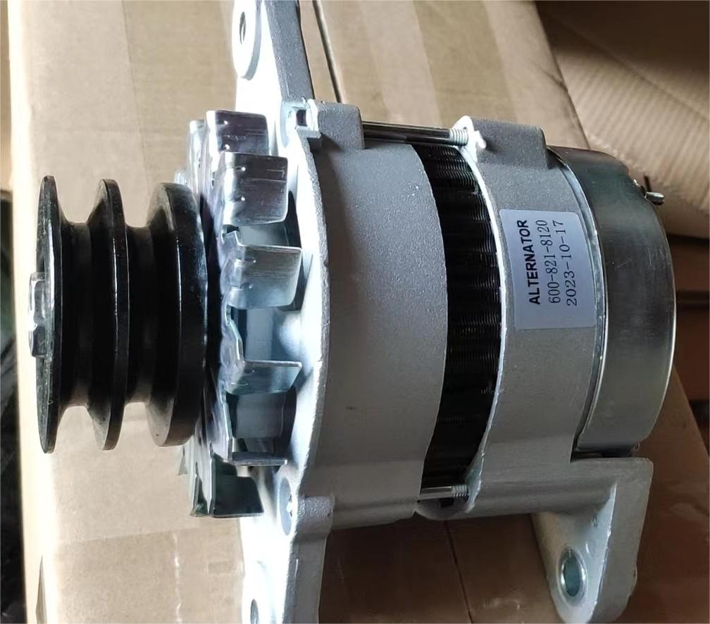 600-821-7540 Alternator Şarj Dinamosu KOMATSU 35A İş Makinası Yedek Parça