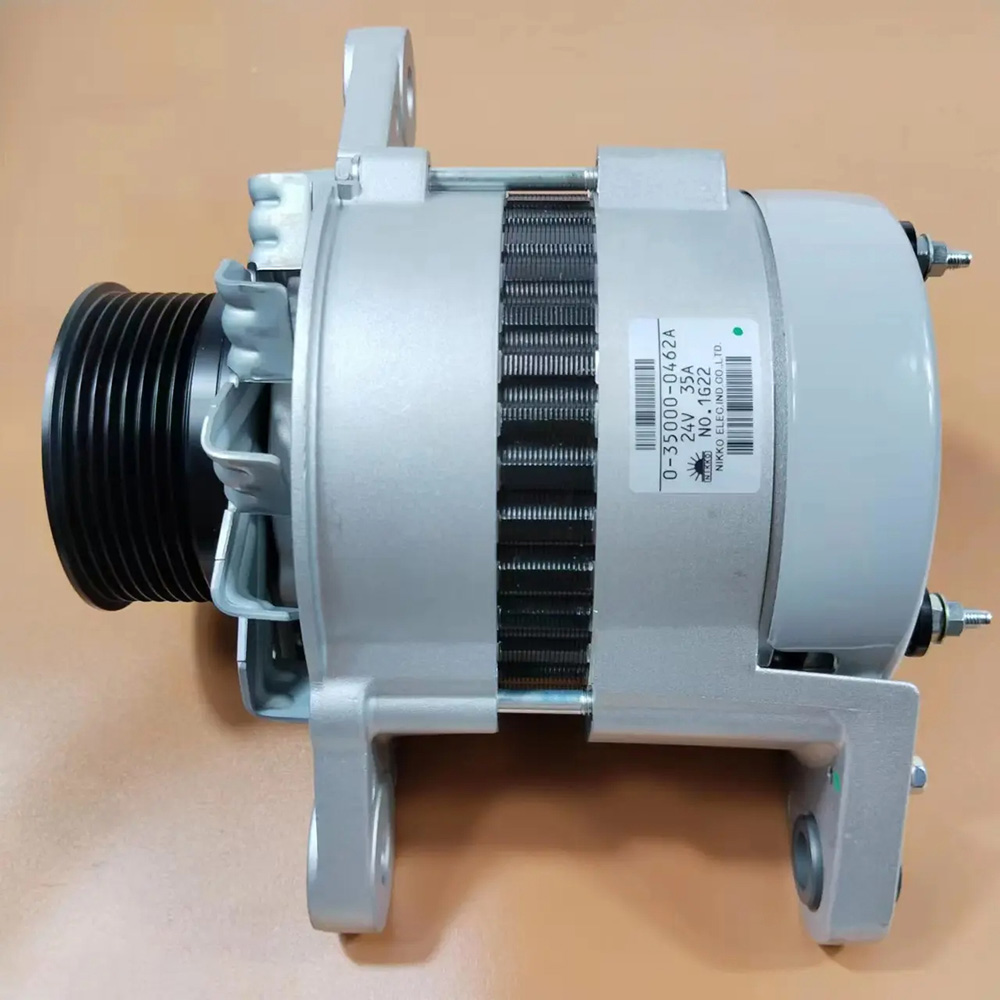 600-861-3111 Alternator Şarj Dinamosu 35A KOMATSU Motor İş Makinası Yedek Parça